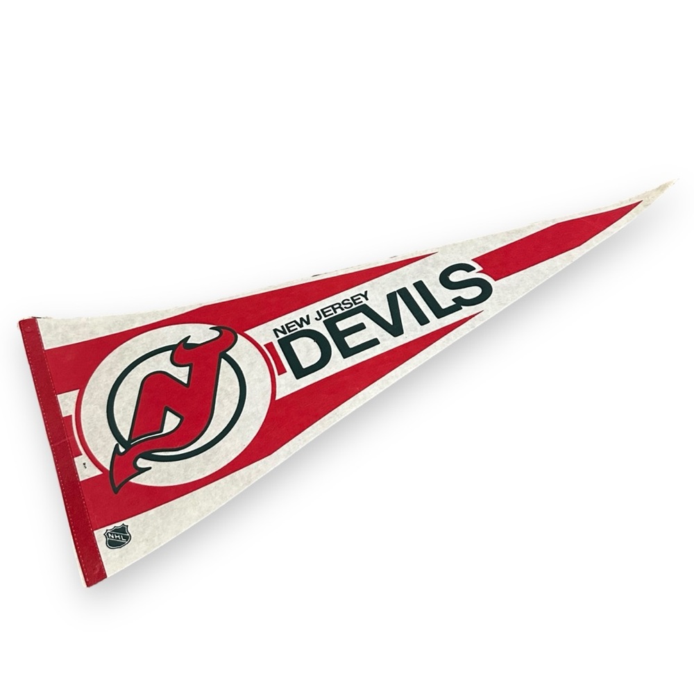 Vintage 1980s New Jersey Devils NHL Full Size Pennant.